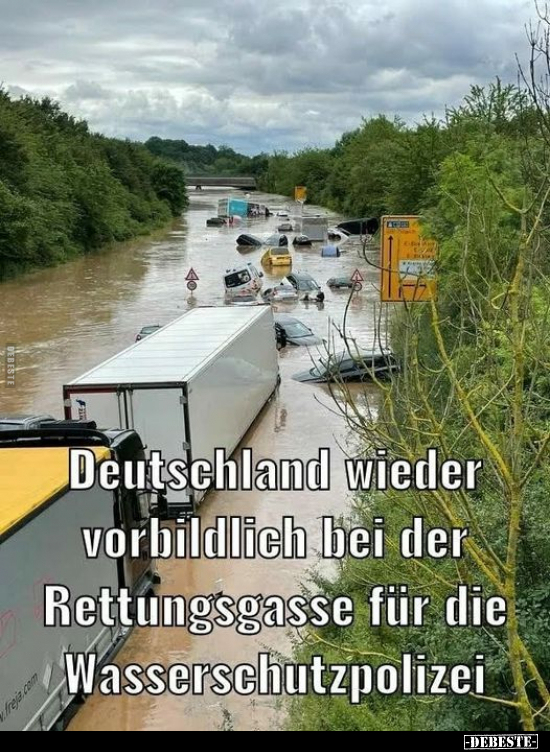Deutschland wieder vorbildlich bei der Rettungsgasse.. - Lustige Bilder | DEBESTE.de