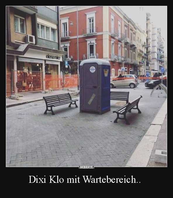 Dixi Klo mit Wartebereich.. - Lustige Bilder | DEBESTE.de