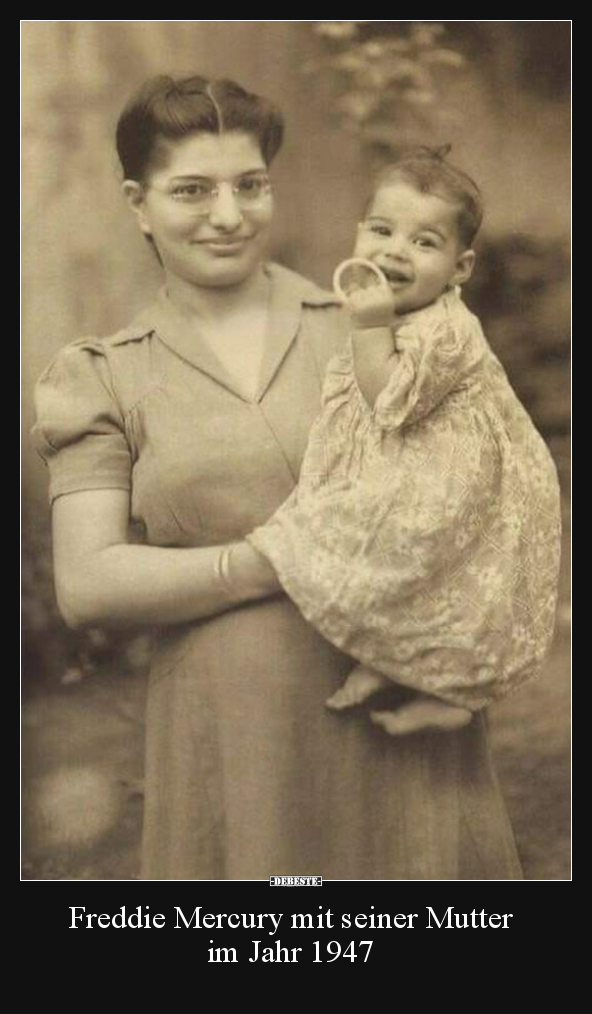 Freddie Mercury mit seiner Mutter im Jahr 1947.. - Lustige Bilder | DEBESTE.de