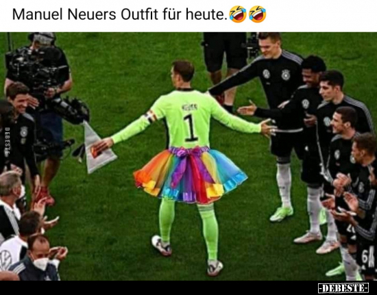 Manuel Neuers Outfit für heute... - Lustige Bilder | DEBESTE.de