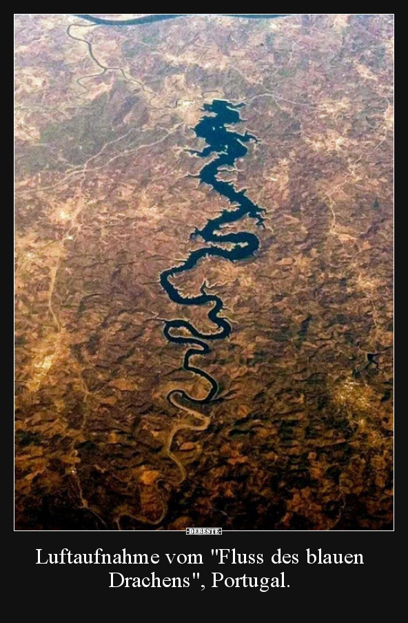 Luftaufnahme vom "Fluss des blauen  Drachens".. - Lustige Bilder | DEBESTE.de