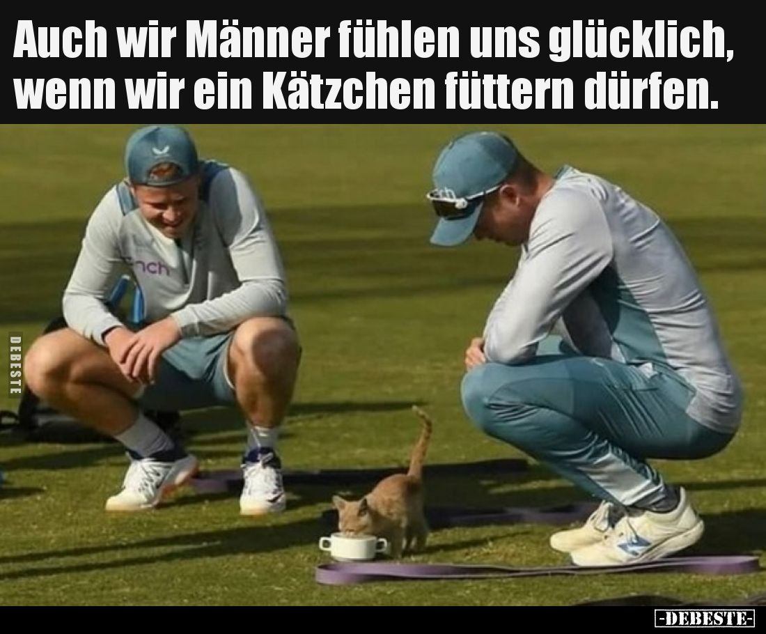 Auch wir Männer fühlen uns glücklich, wenn wir ein Kätzchen füttern dürfen.