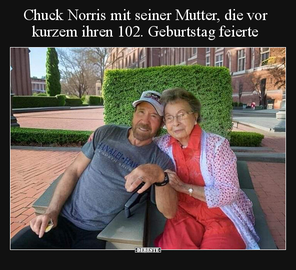 Chuck Norris mit seiner Mutter, die vor kurzem ihren 102... - Lustige Bilder | DEBESTE.de