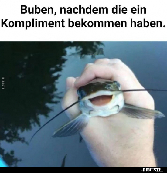 Buben, nachdem die ein Kompliment bekommen haben.