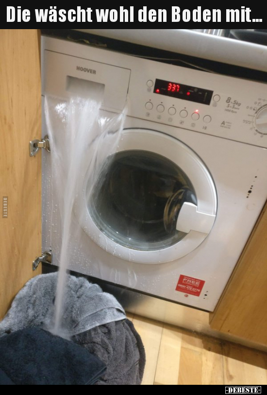 Die wäscht wohl den Boden mit...