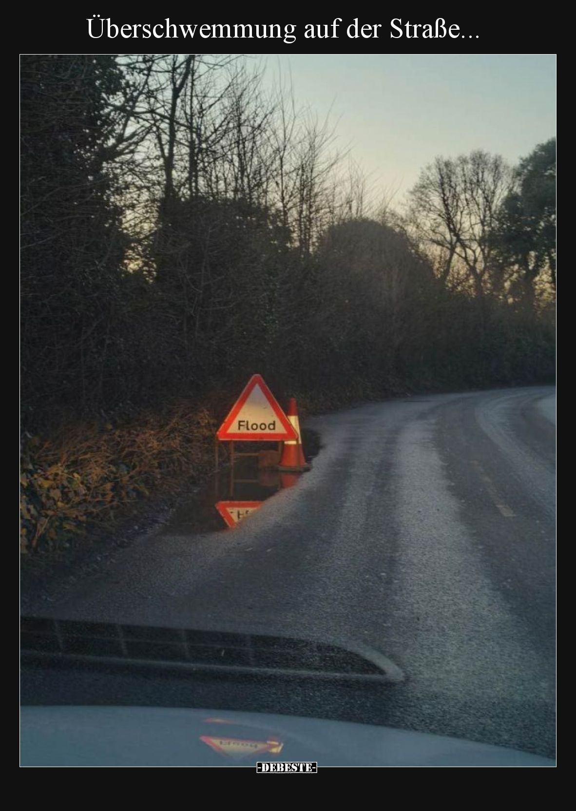 Überschwemmung auf der Straße