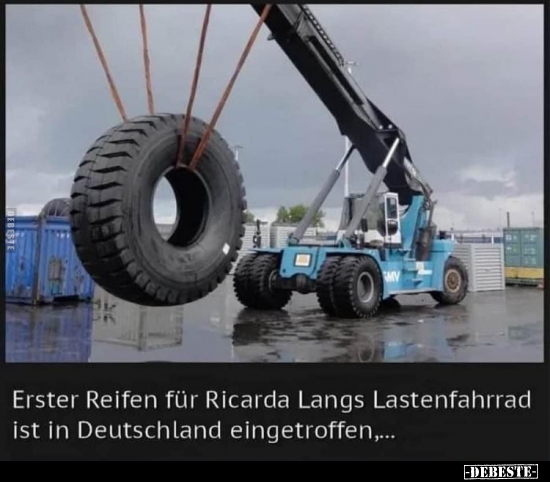 Erster Reifen für Ricarda Langs Lastenfahrracd ist in.. - Lustige Bilder | DEBESTE.de