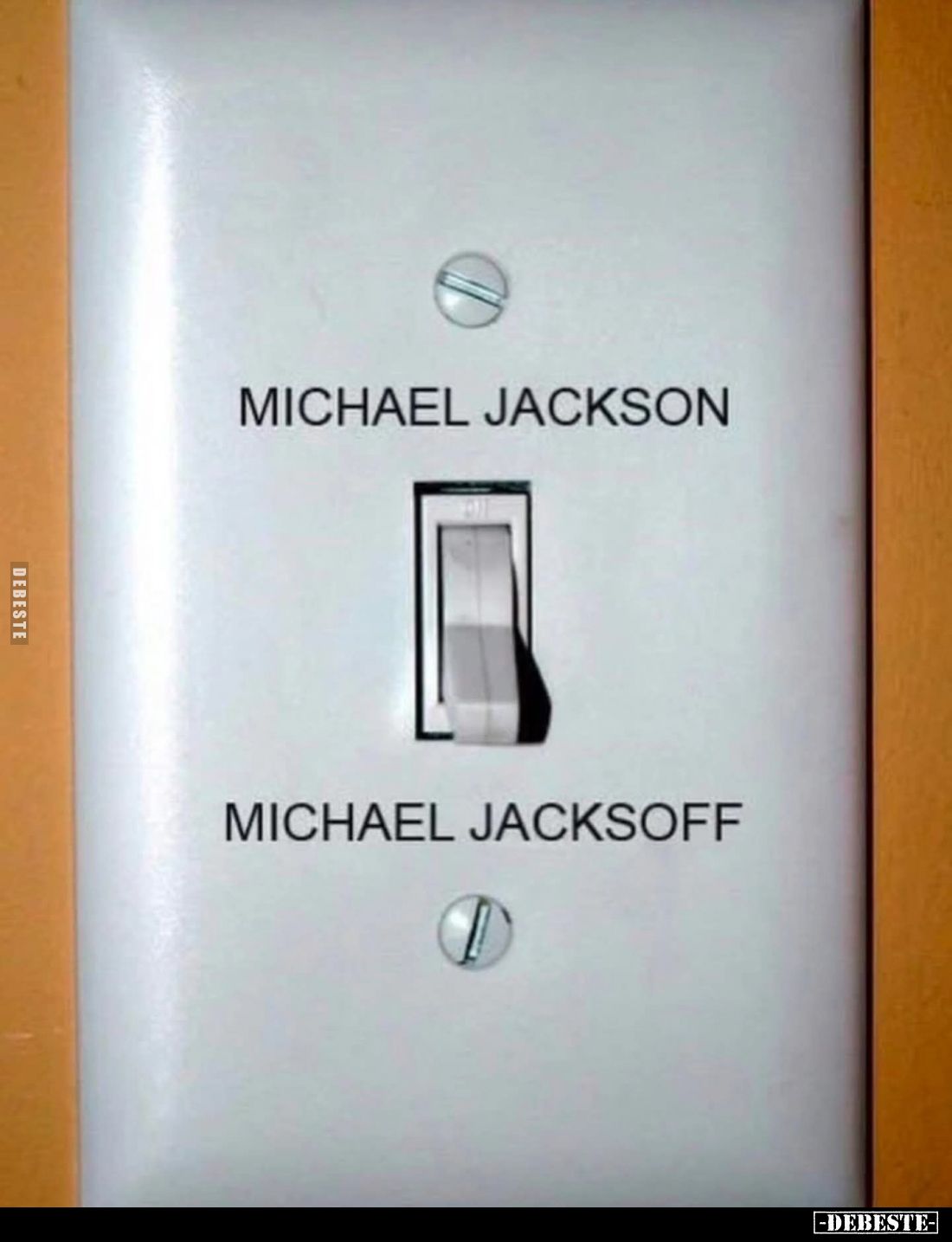 Michael Jackson vs
Michael Jacksoff.
