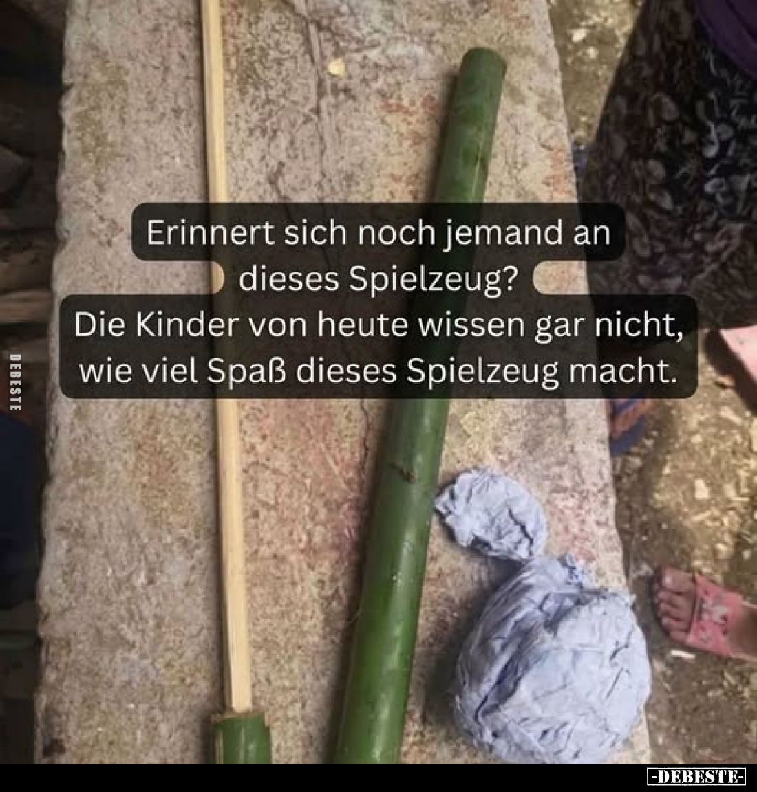 Erinnert sich noch jemand an dieses Spielzeug? Die Kinder von heute wissen gar nicht, wie viel Spaß dieses Spielzeug macht.