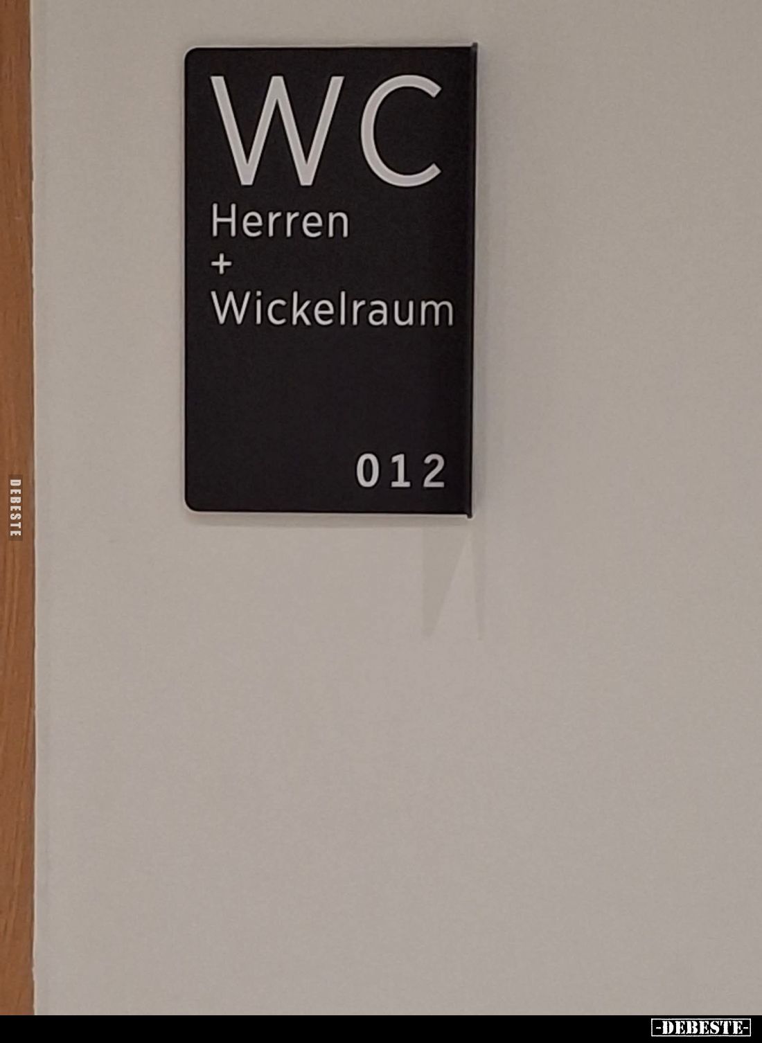 WC:
Herren + Wickelraum.