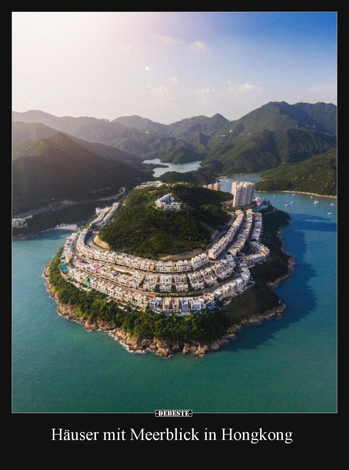 Häuser mit Meerblick in Hongkong