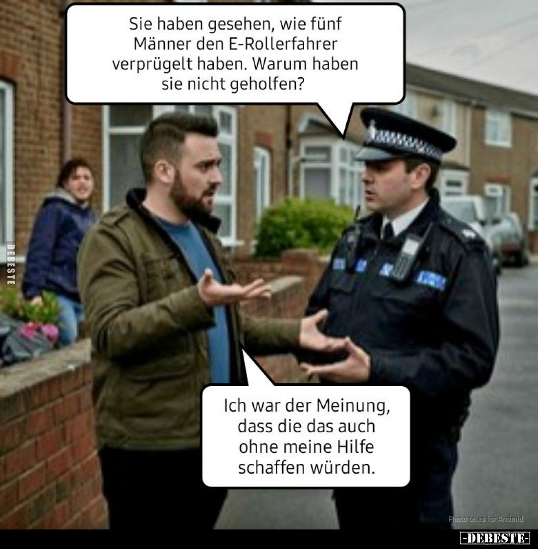 Sie haben gesehen, wie fünf Männer den E-Rollerfahrer verprügelt haben. Warum haben sie nicht geholfen?
Ich war der Meinun...