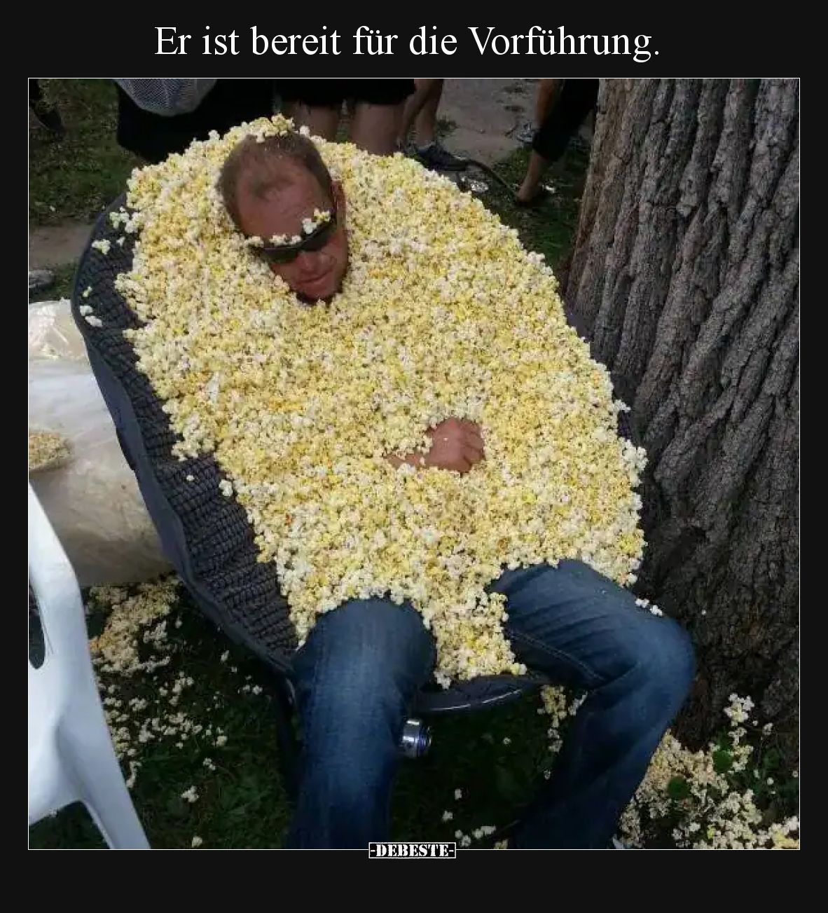 Er ist bereit für die Vorführung.