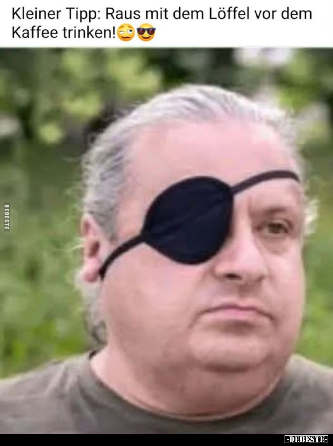 Kleiner Tipp: Raus mit dem Löffel vor dem Kaffee trinken!