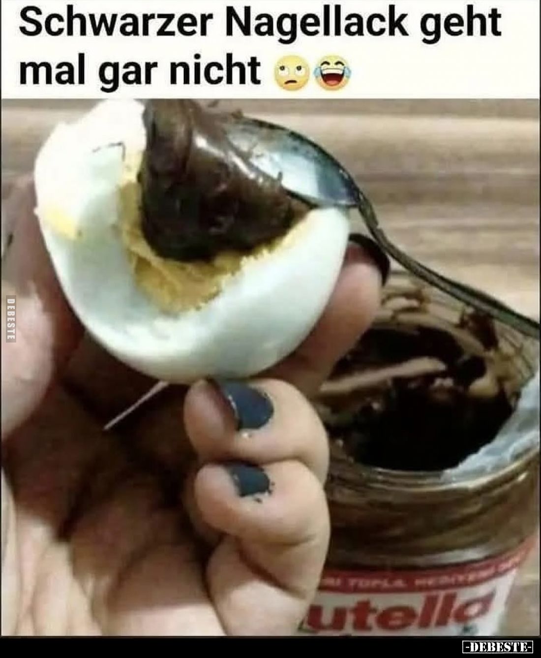 Schwarzer Nagellack geht mal gar nicht.