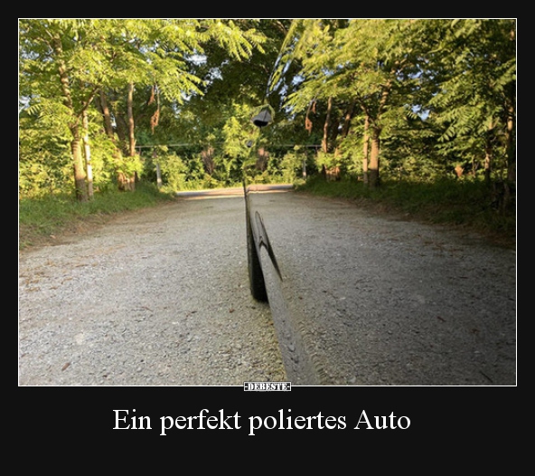 Ein perfekt poliertes Auto..