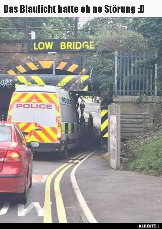 Das Blaulicht hatte eh ne Störung :D..