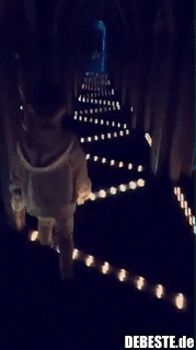 Was macht man niemals im Spiegelkabinett?