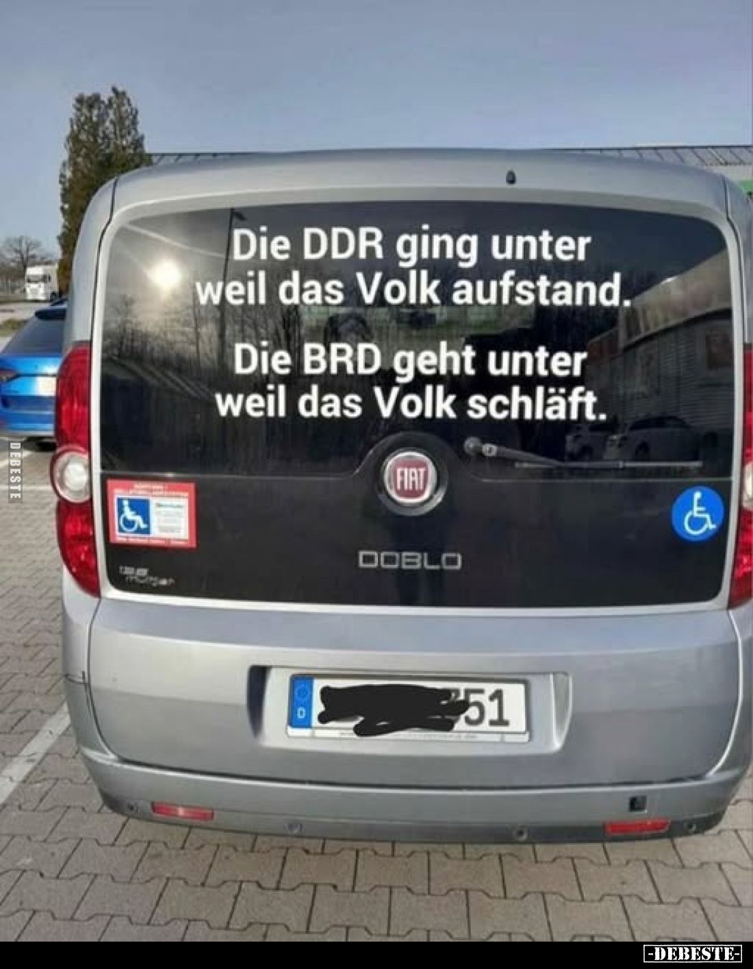 Die DDR ging unter weil das Volk aufstand.
Die BRD geht unter weil das Volk schläft.