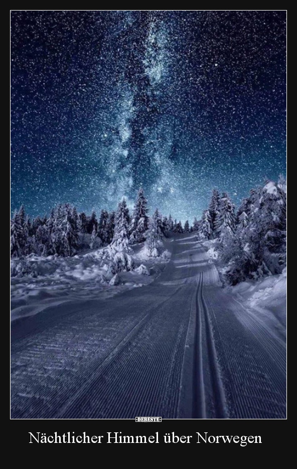 Nächtlicher Himmel über Norwegen..