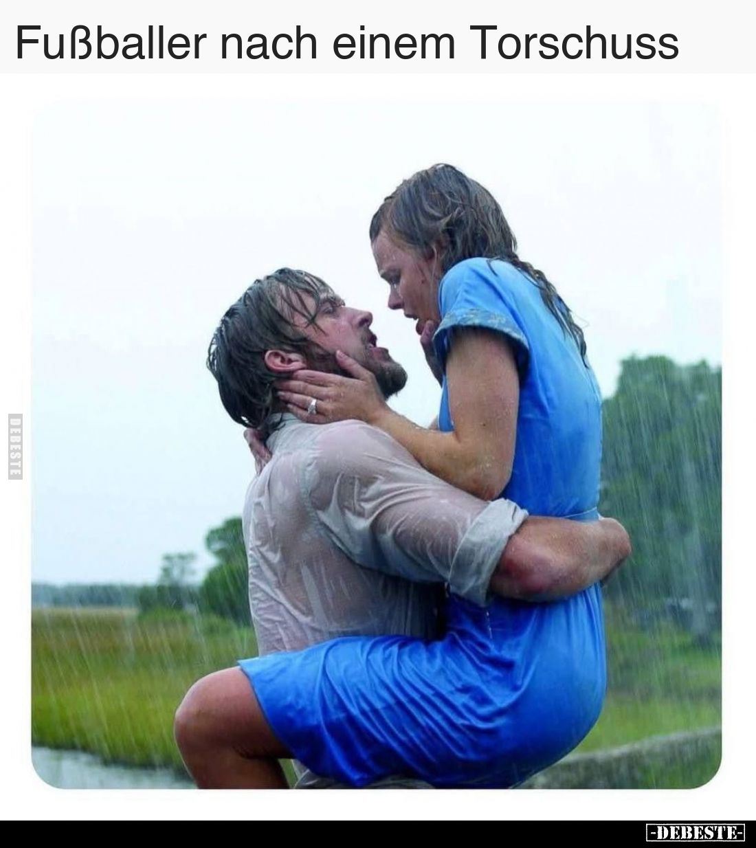 Fußballer nach einem Torschuss