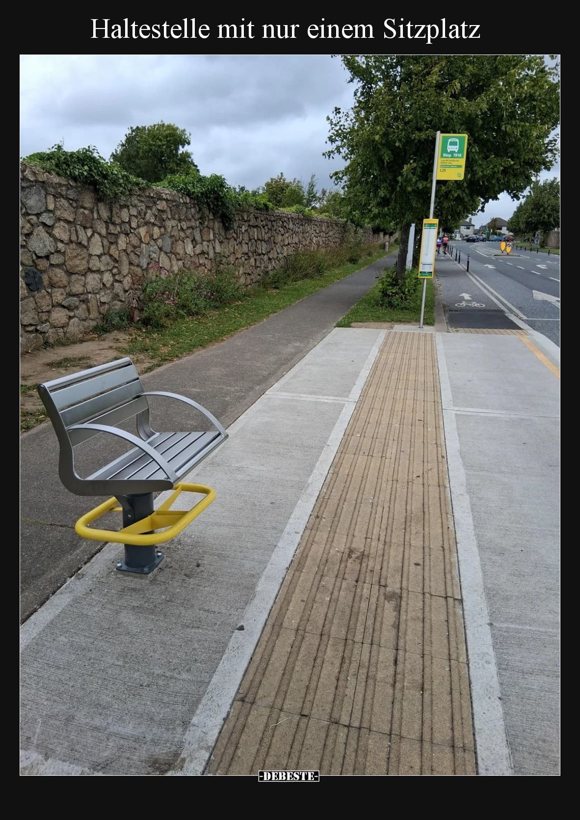 Haltestelle mit nur einem Sitzplatz