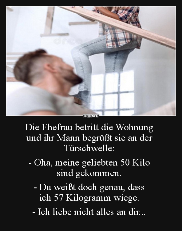 Die Ehefrau betritt die Wohnung und ihr Mann begrüßt sie.. - Lustige Bilder | DEBESTE.de