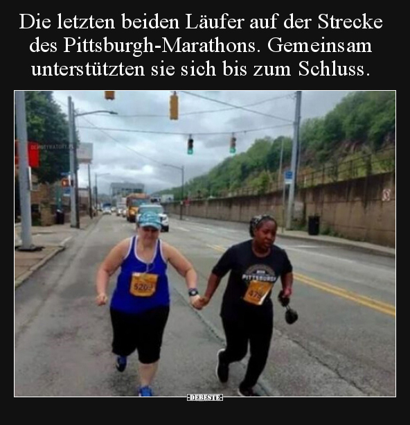 Die letzten beiden Läufer auf der Strecke des..
