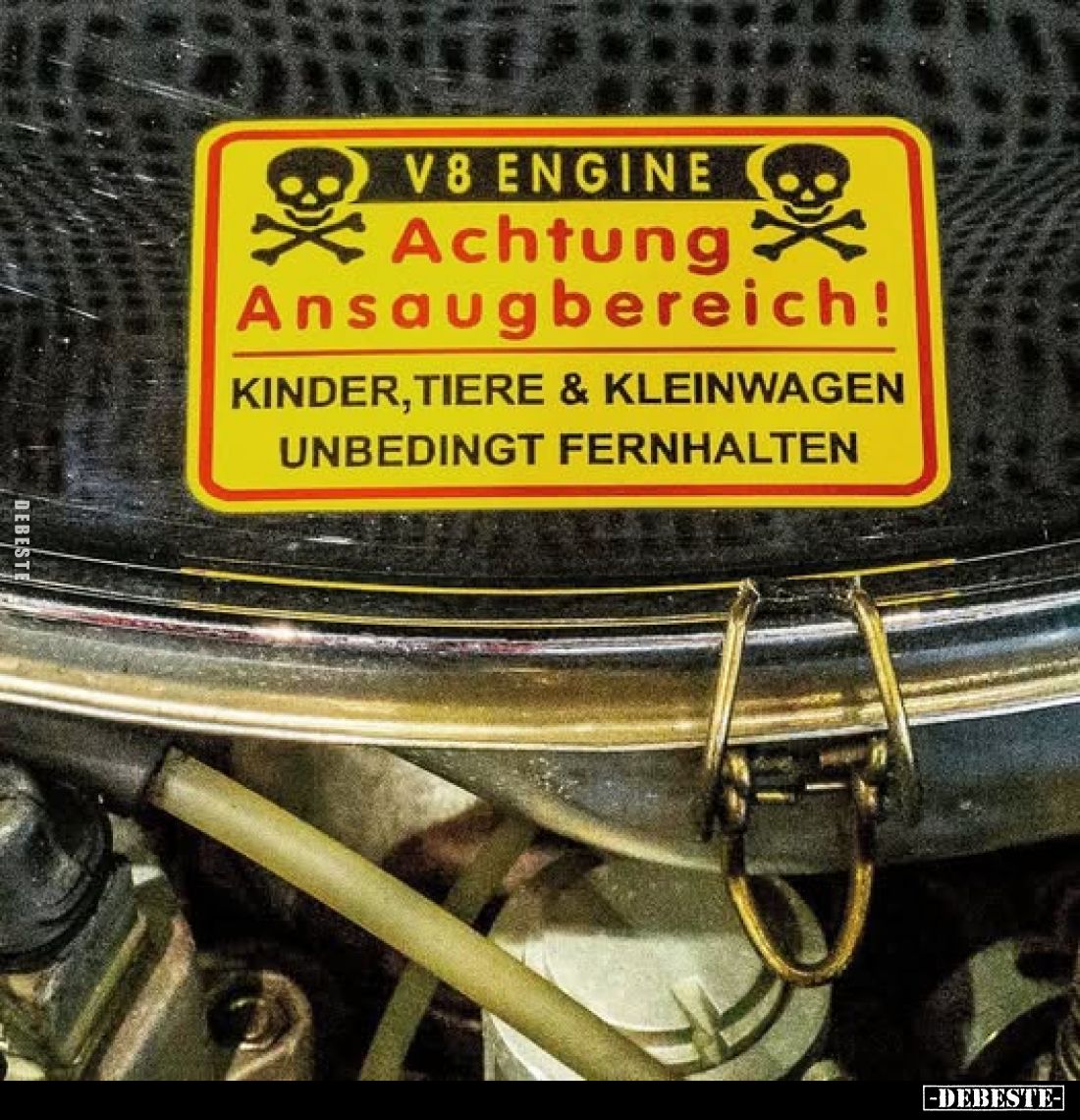 Achtung Ansaugbereich!
Kinder, Tiere und Kleinwagen unbedingt fernhalten.