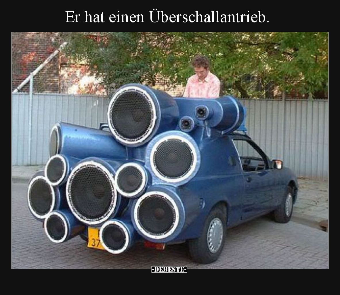 Er hat einen Überschallantrieb.