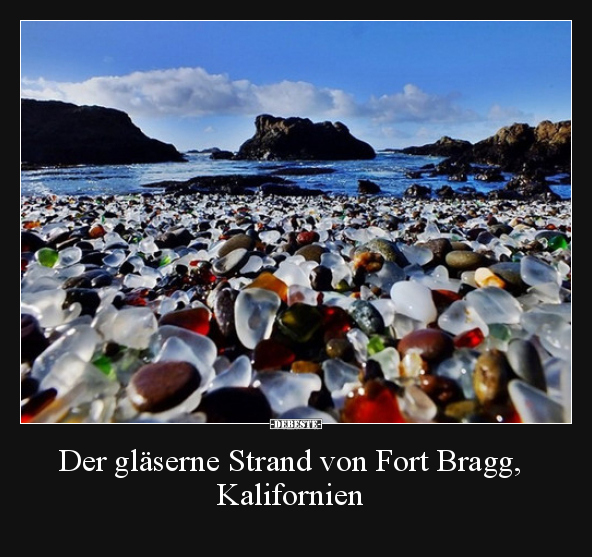 Der gläserne Strand von Fort Bragg, Kalifornien..