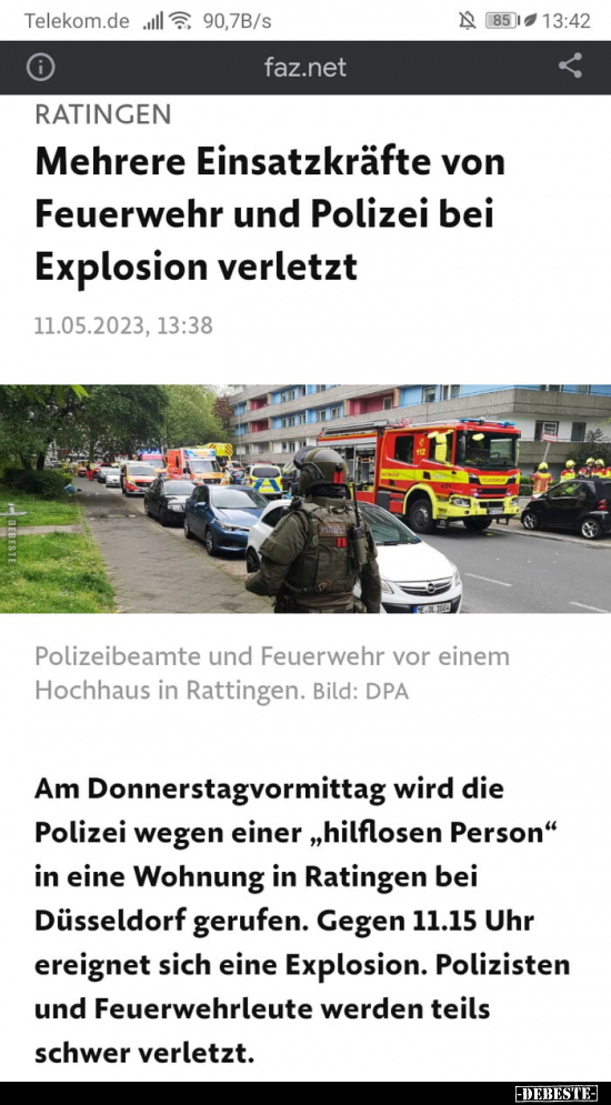 Mehrere Einsatzkräfte von Feuerwehr und Polizei bei.. - Lustige Bilder | DEBESTE.de