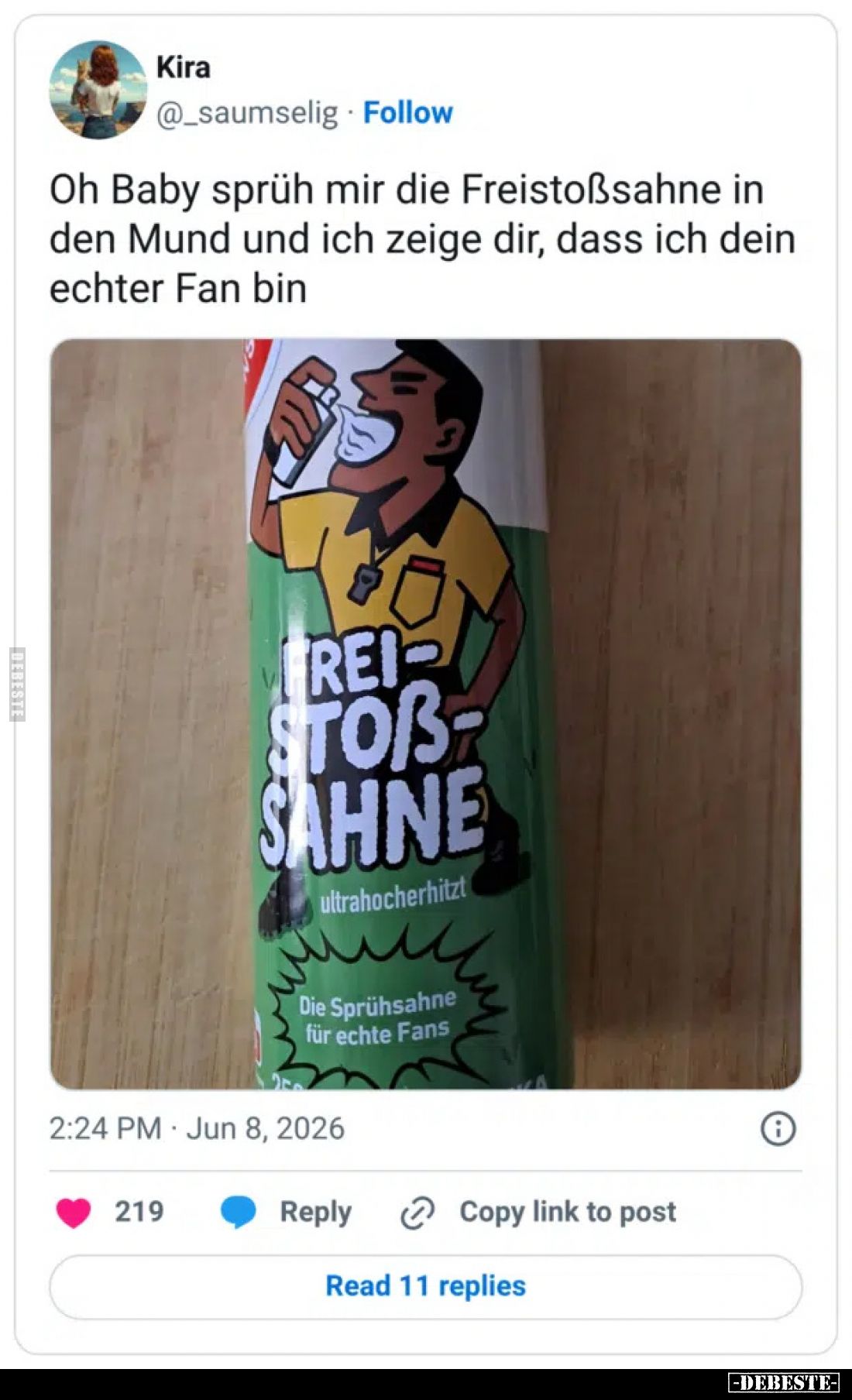 Oh Baby sprüh mir die Freistoßsahne in den Mund und ich zeige dir, dass ich dein echter Fan bin - FREISTOẞ-SAHNE