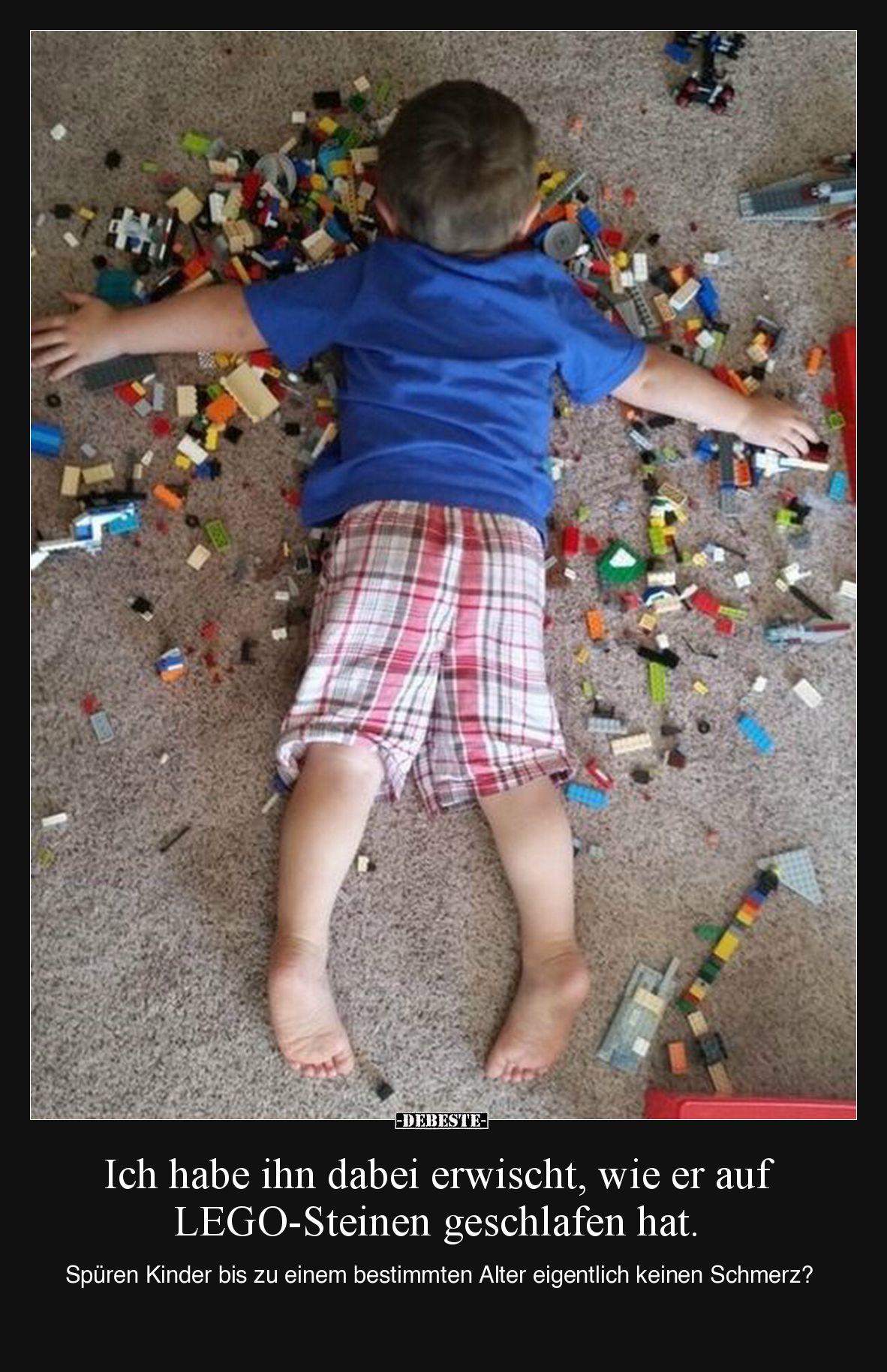 Ich habe ihn dabei erwischt, wie er auf LEGO-Steinen.. - Lustige Bilder | DEBESTE.de