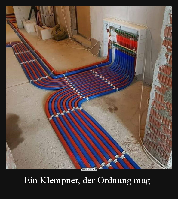 Ein Klempner, der Ordnung mag.. - Lustige Bilder | DEBESTE.de