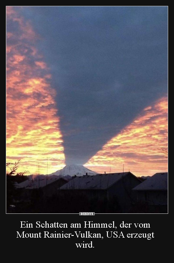 Ein Schatten am Himmel, der vom Mount Rainier-Vulkan, USA.. - Lustige Bilder | DEBESTE.de