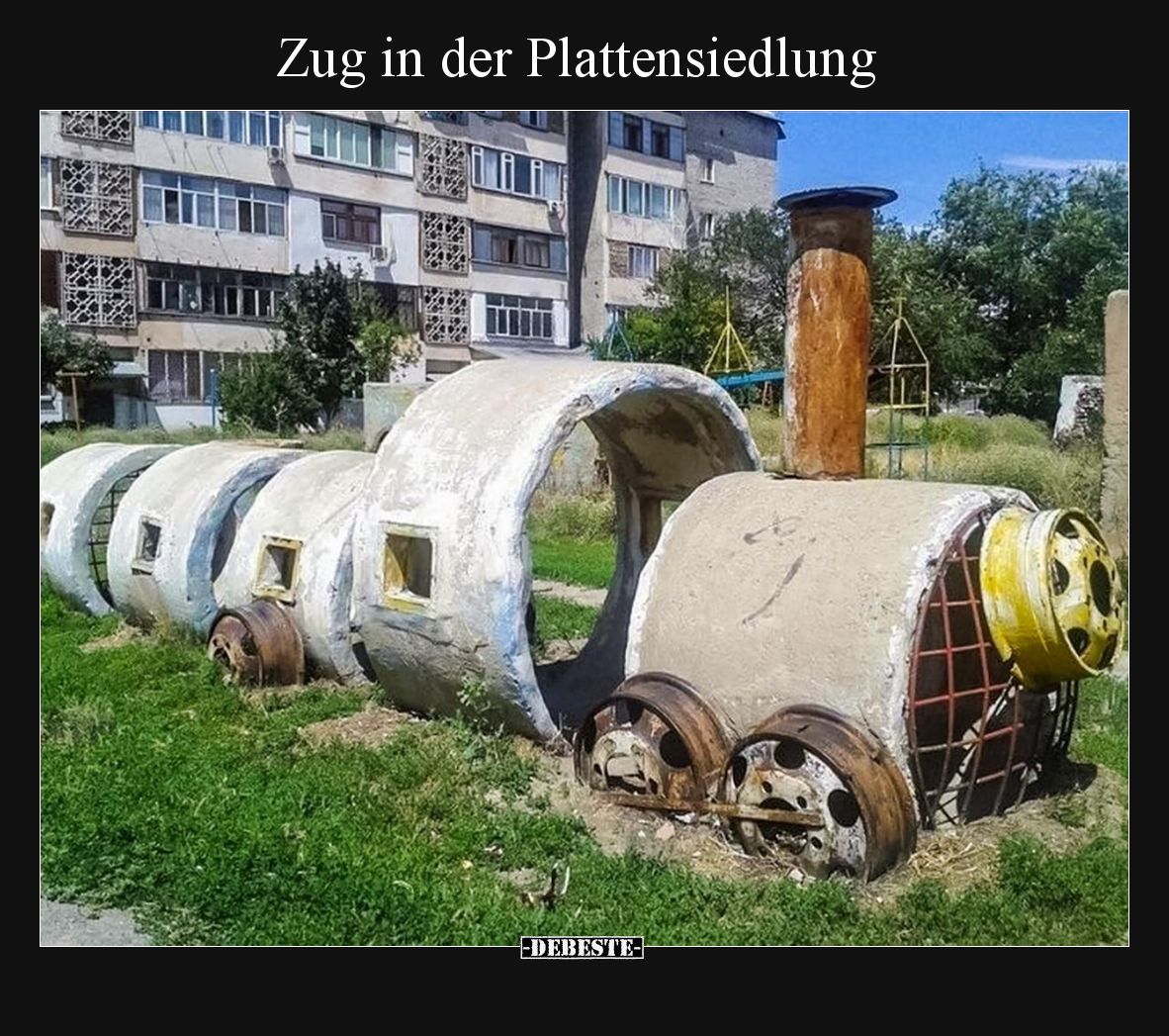 Zug in der Plattensiedlung