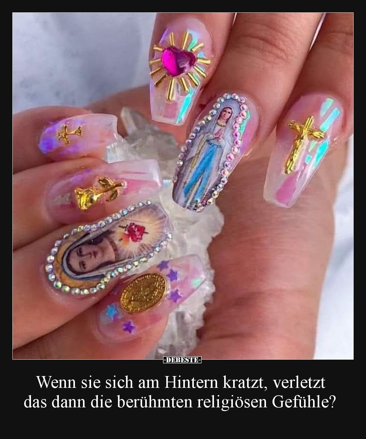 Wenn sie sich am Hintern kratzt, verletzt das dann die berühmten religiösen Gefühle?