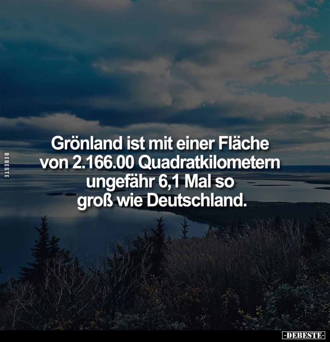 Grönland ist mit einer Fläche von 2.166.00 Quadratkilometern ungefähr 6,1 Mal so groß wie Deutschland.