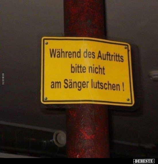 Während des Auftritts. bitte nicht am Sänger lutschen! - Lustige Bilder | DEBESTE.de