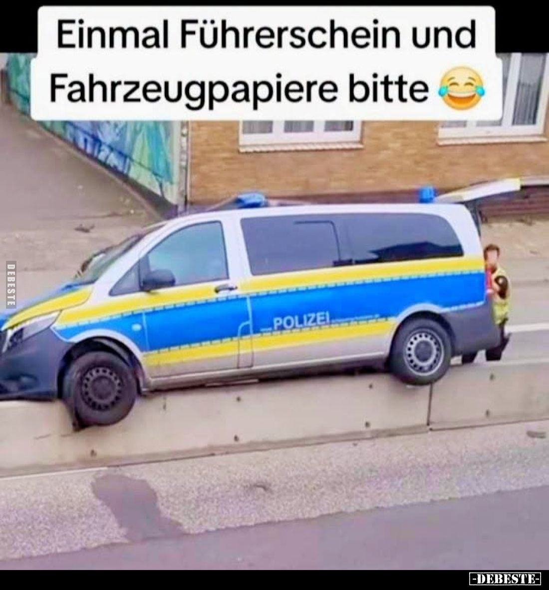 Einmal Führerschein und Fahrzeugpapiere bitte.. - Lustige Bilder | DEBESTE.de