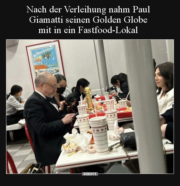 Nach der Verleihung nahm Paul Giamatti seinen Golden Globe.. - Lustige Bilder | DEBESTE.de