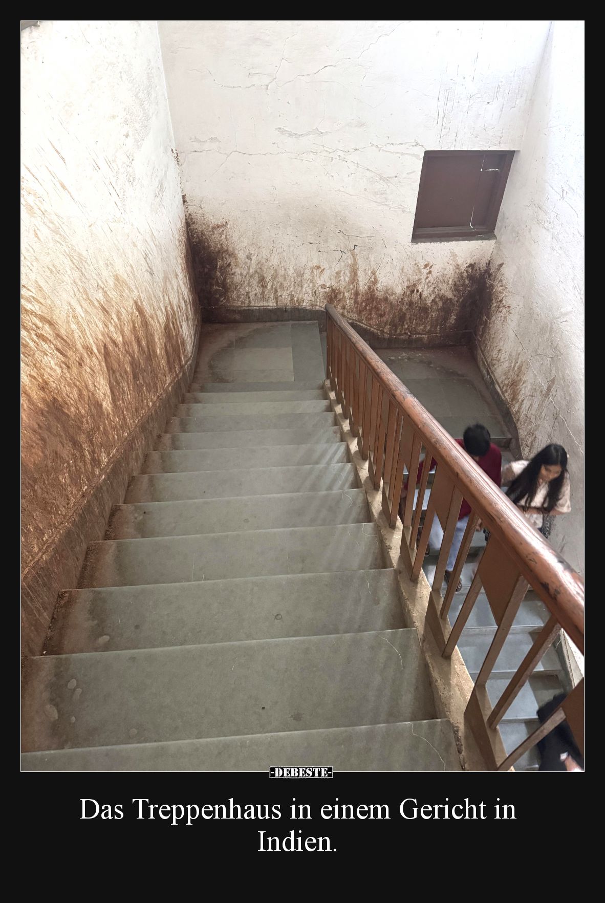 Das Treppenhaus in einem Gericht in Indien.