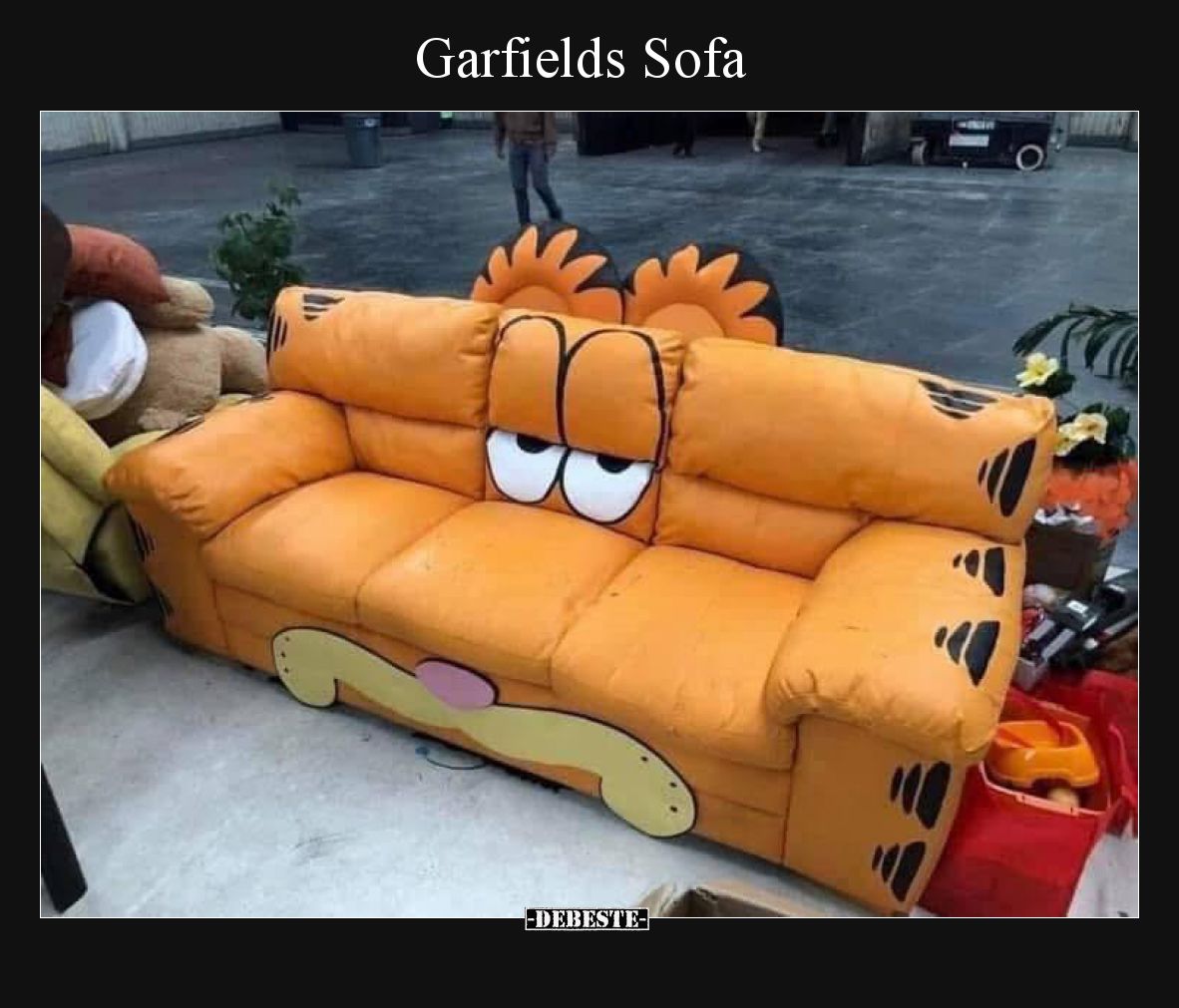 Garfields Sofa