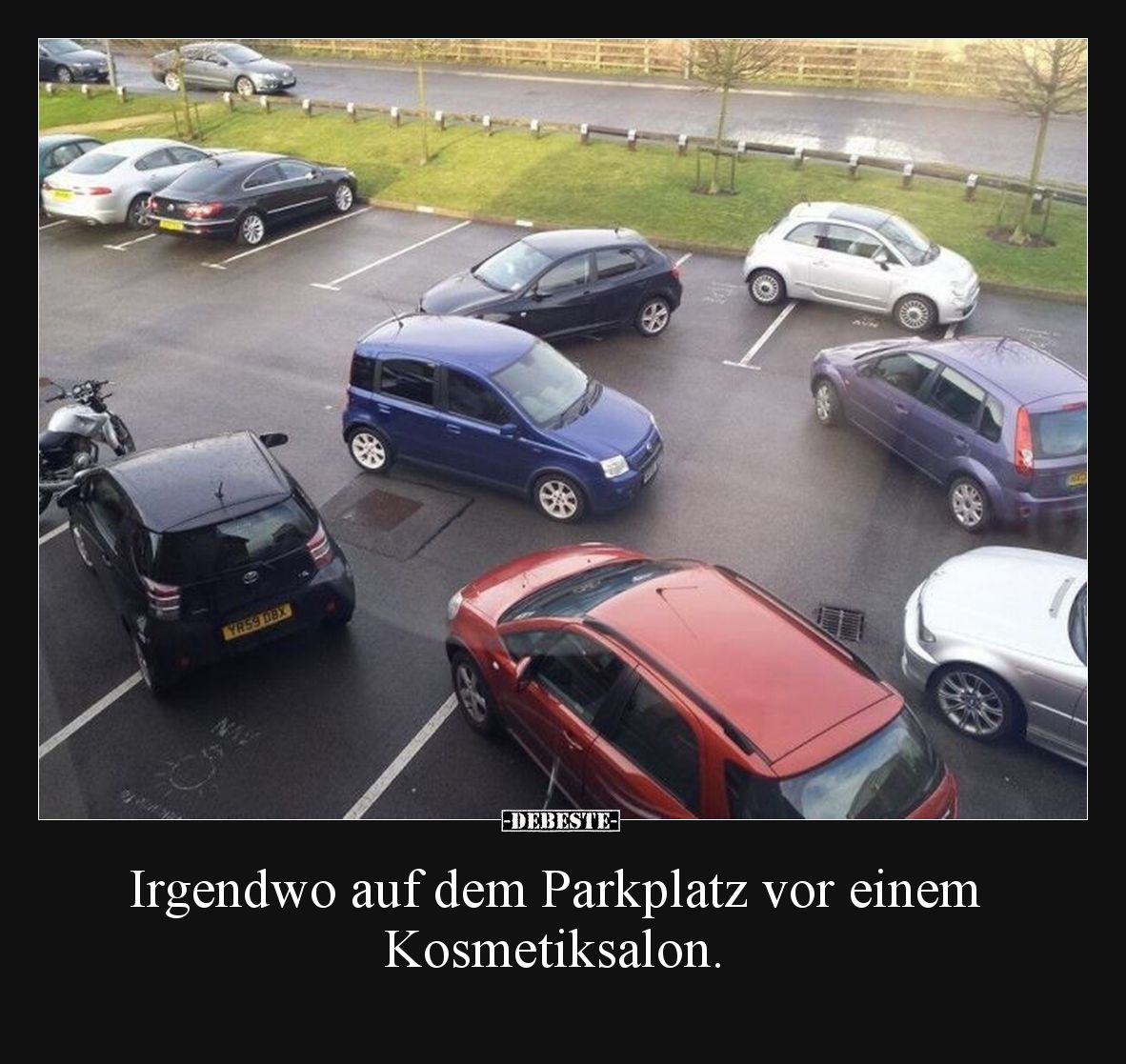 Irgendwo auf dem Parkplatz vor einem Kosmetiksalon.
