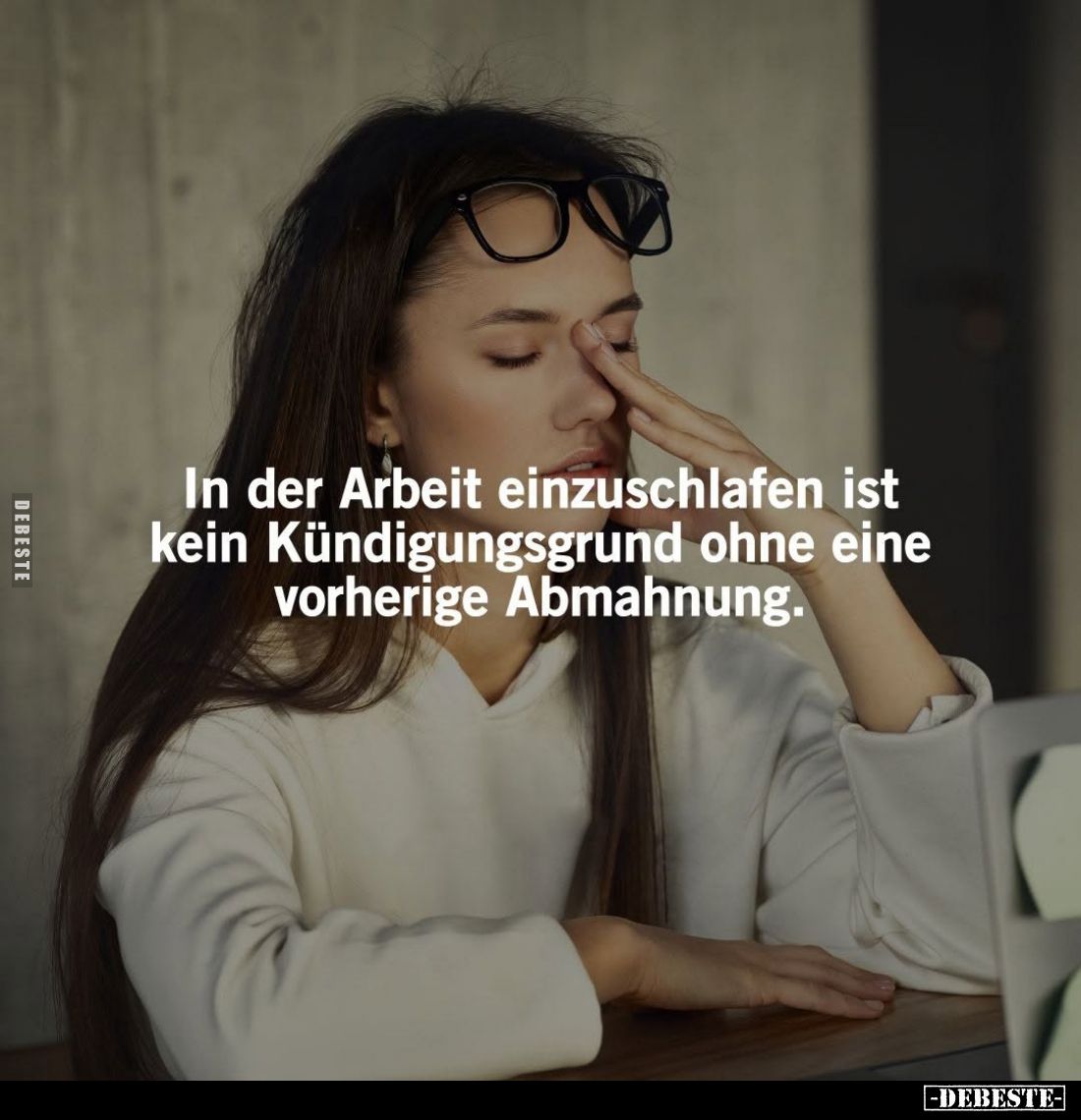 In der Arbeit einzuschlafen ist kein Kündigungsgrund ohne eine vorherige Abmahnung.