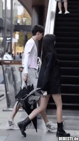 Alternative Verwendung eines Regenschirms..