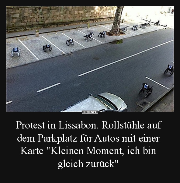 Protest in Lissabon. Rollstühle auf dem Parkplatz für Autos..