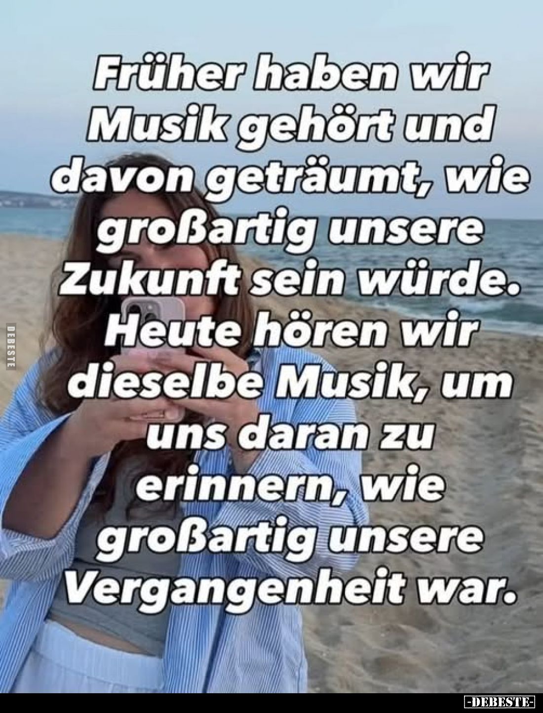 Früher haben wir Musik gehört und davon geträumt, wie großartig unsere Zukunft sein würde.
Heute hören wir dieselbe Musik, u...