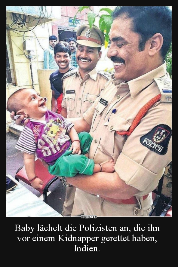 Baby lächelt die Polizisten an, die ihn vor einem.. - Lustige Bilder | DEBESTE.de